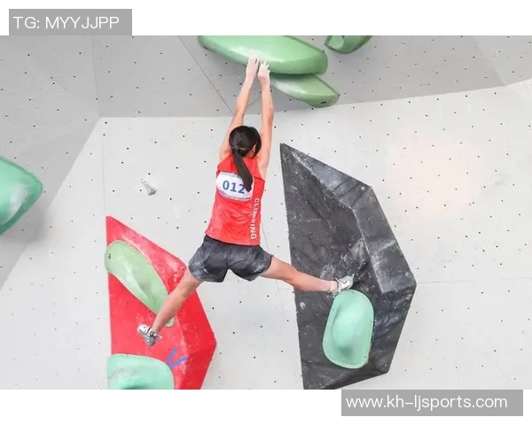 黄伟分享攀岩生涯的挑战与成就探讨运动对个人成长的影响